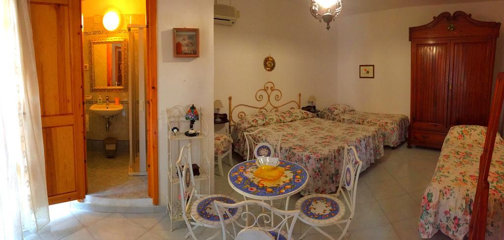 Guest House Al Giardino Dei Limoni Favignana Exterior photo